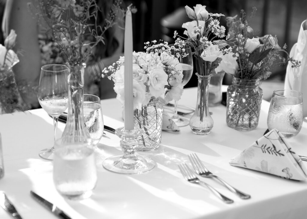 detail photo of wedding table