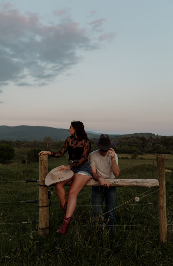 Country engagement session in Vermont field by Vermont engagement photographer. 
Outfit Tips for Vermont Engagement and Couples Photos